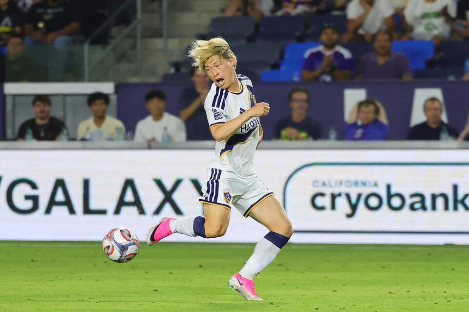 LA Galaxy Face Houston Dynamo With Three New Stars