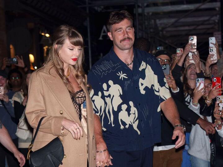 Rob Gronkowski explains why Travis Kelce and Taylor Swift 'should have a kid'