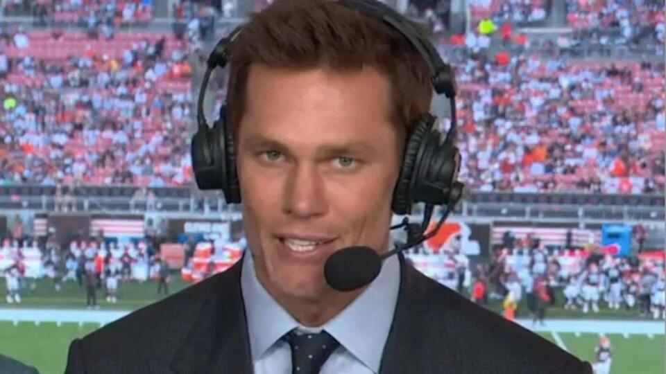 Tom Brady Flubbed Landon Dickerson’s Name, Stumbled Into Sounding Like ...
