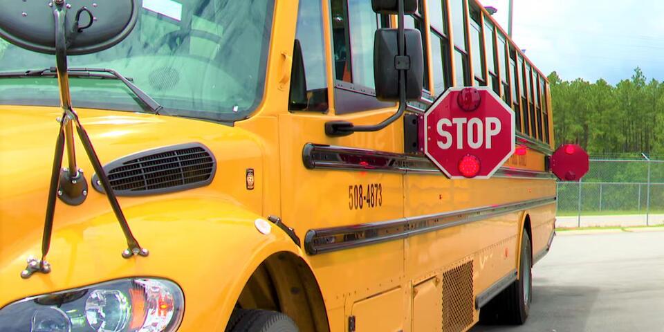 DUI charge dismissed against Carmi school bus driver - NewsBreak