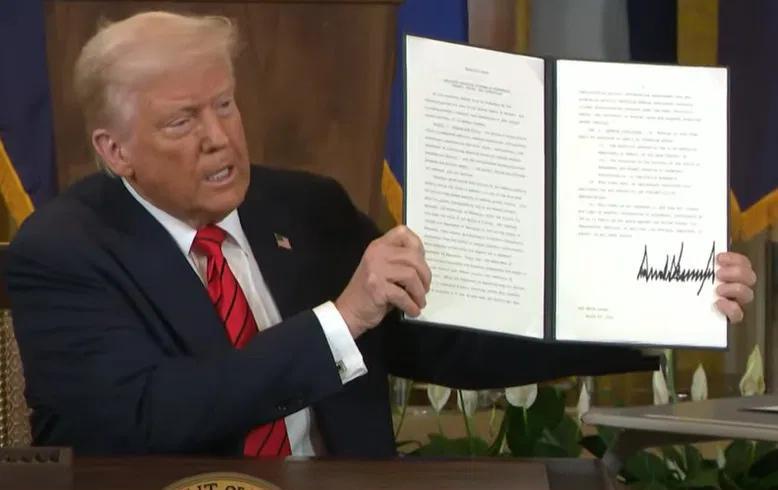 President Trump signs executive order to dismantle the Education ...