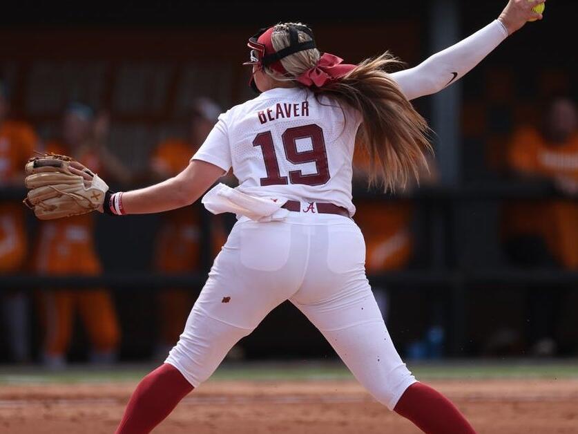 Alabama softball faces elimination after losing first game of NCAA