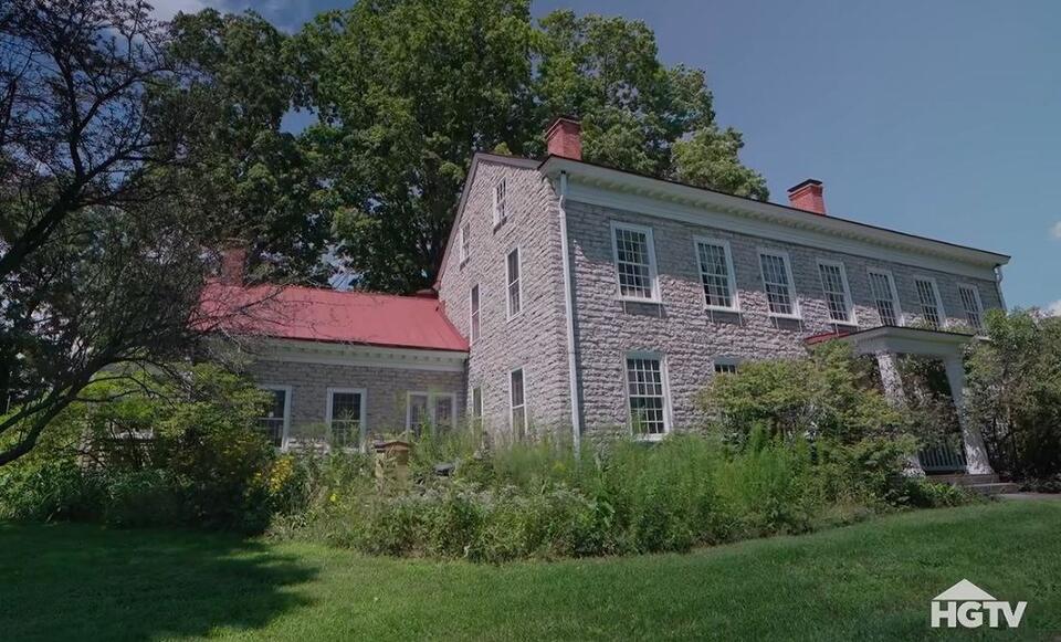 HGTV Explores a Haunted House in Kingston, New York...And It's For Sale ...
