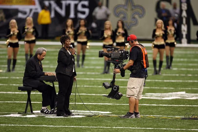 NFL fans in agreement on 85-year-old New Orleans icon's national anthem ...