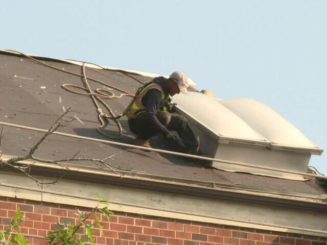 Carriage House Apartments gets new roof 3 months after residents forced out