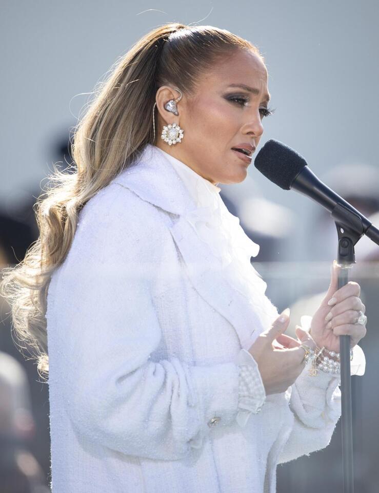 12 Actors Who Successfully Transitioned to Music - NewsBreak