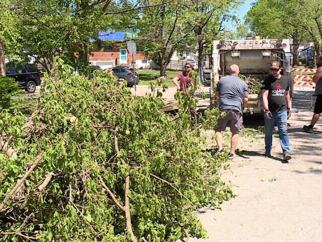 Belton neighbors help each other in tornado aftermath - NewsBreak