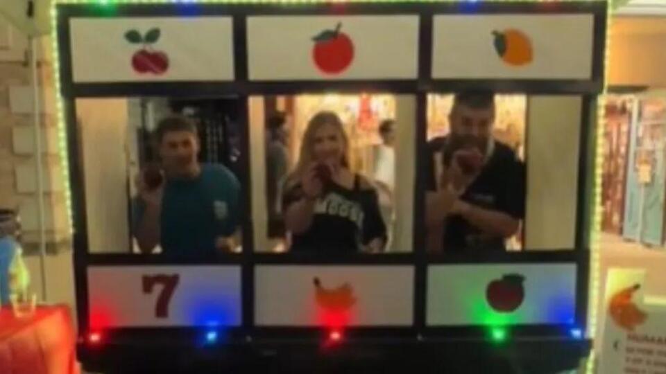 Clever Fundraiser Creates “Human Slot Machine” And We Want To Play ...