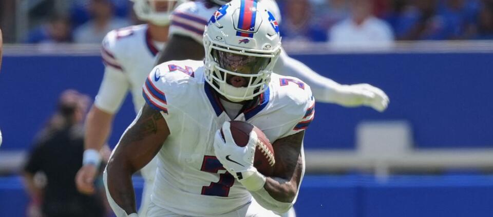 Ray Davis (hamstring) listed questionable Sunday - NewsBreak