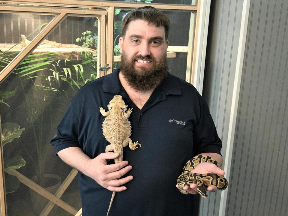 'Jungle Pets' come to downtown Coldwater