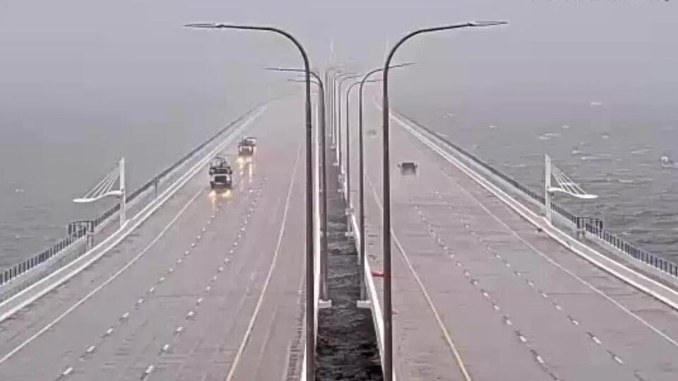 Three Mile Bridge, Garcon Point Bridge, Theo Baars Bridge close due to ...