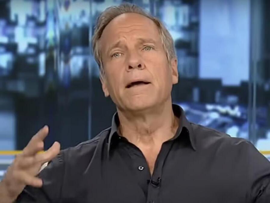 'Shameful': Mike Rowe trashes college degrees, says Harvard grads are ...