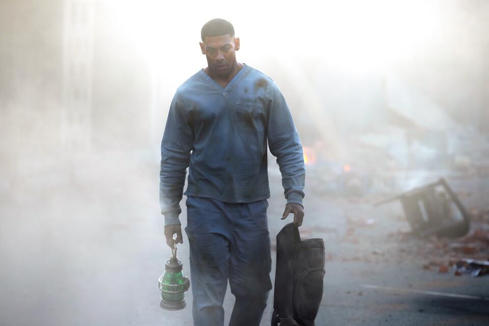 Lanterns: Aaron Pierre Shares How John Stewart Is a “Raging Sea” on the Inside - Reactor