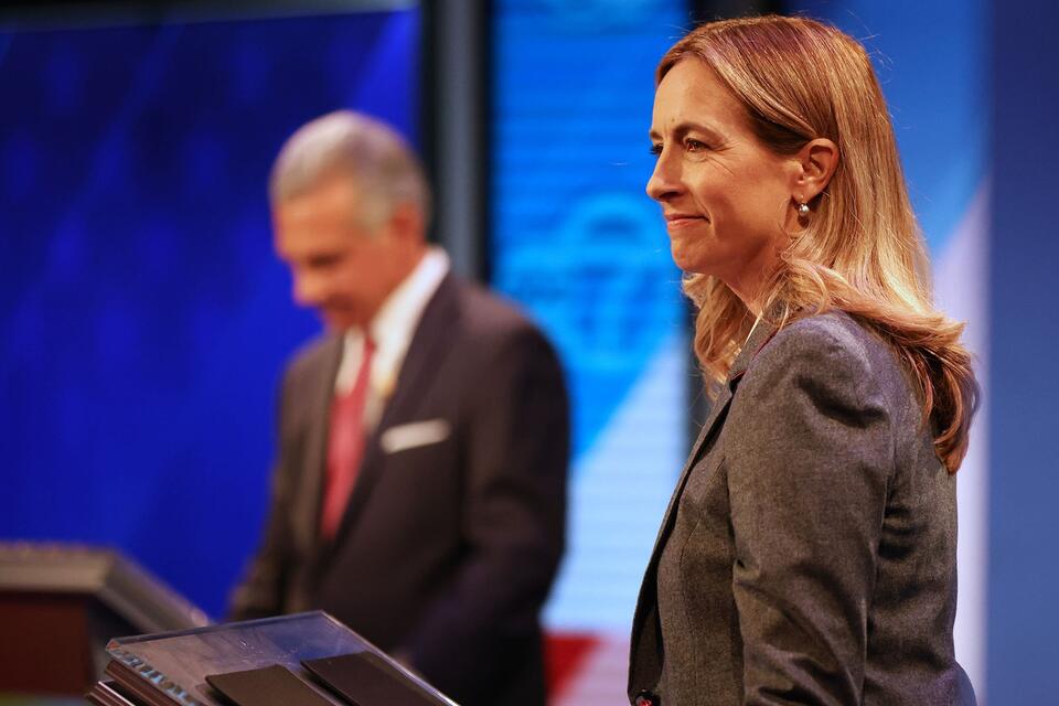 A former Navy pilot and ‘Jersey guy’ face off for governor of New ...
