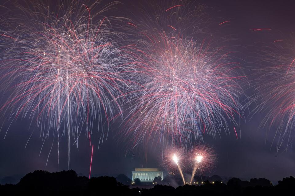 Guinness admits that Trump's July 4 fireworks show did break world record