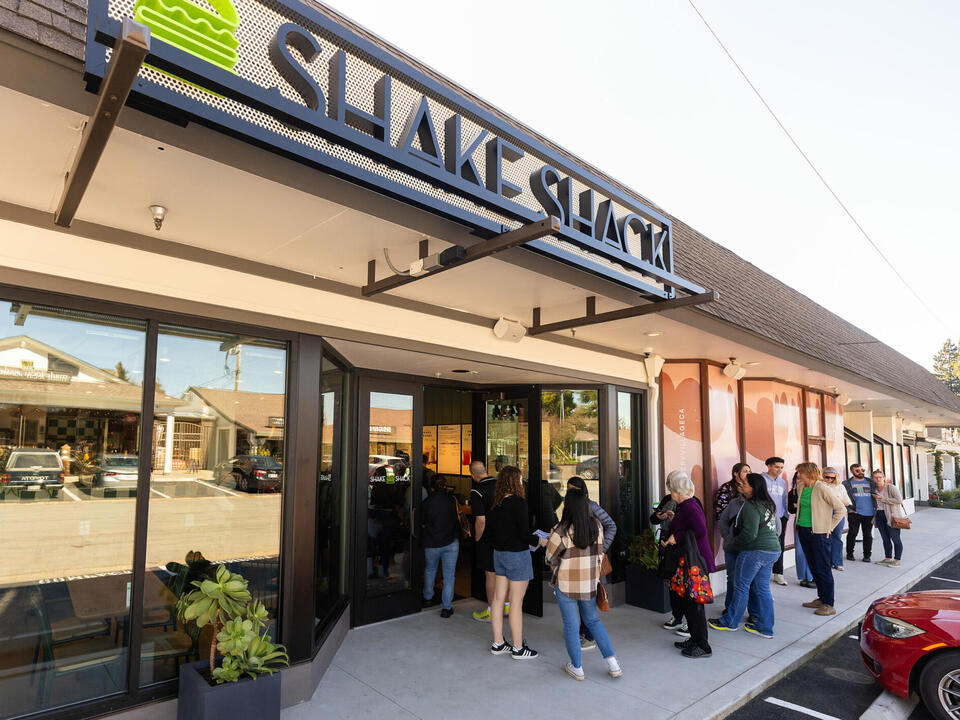 We Ordered the Entire Menu at the New Shake Shack in Santa Rosa. Here’s