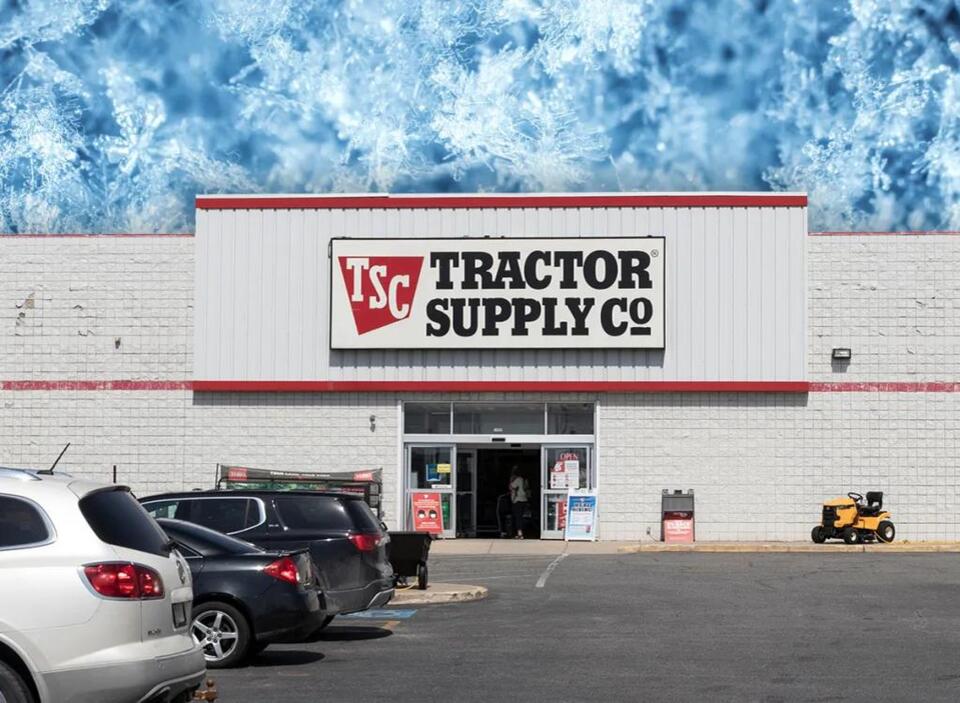 11 Best New Tractor Supply Cold Weather Finds Under $25 - NewsBreak