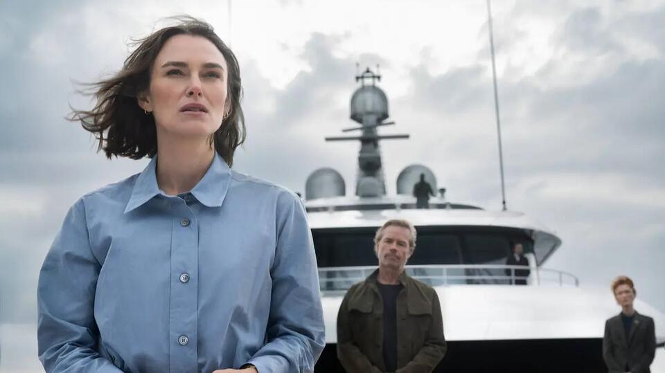 Keira Knightley unravels a deadly mystery at sea in Netflix’s The Woman ...