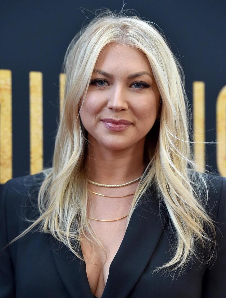 Stassi Schroeder Goes Nude For Pregnancy Photo Shoot - NewsBreak