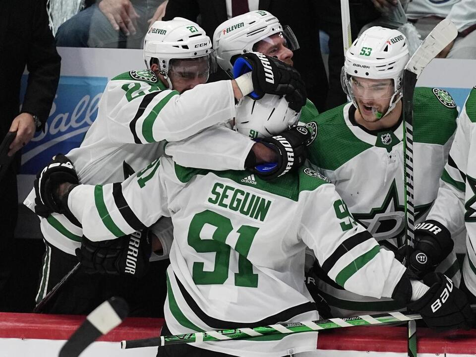 Seguin, Stankoven score two goals each to power Stars' 41 win over