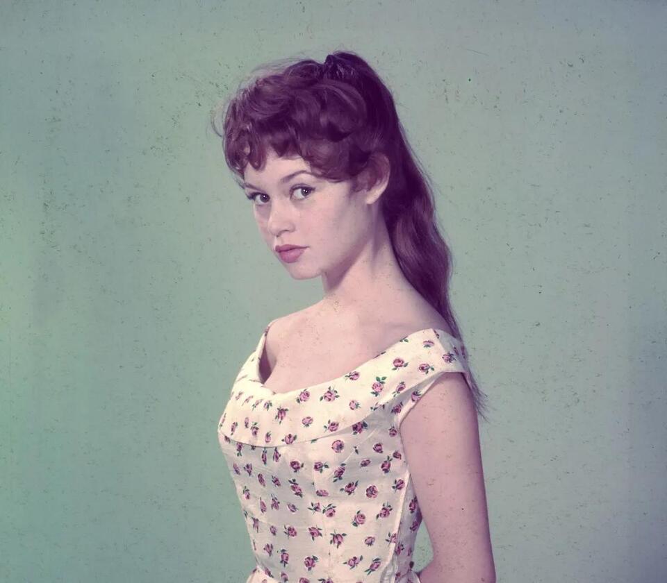 Chappell Roan, Odessa A’zion, & Other Gen Z Stars Learn Brigitte Bardot