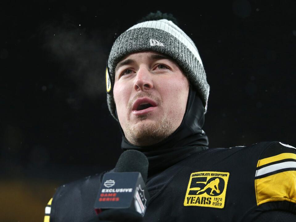 Philadelphia Eagles QB Kenny Pickett’s Crude Goodbye Statement Gets Trashed By Pittsburgh