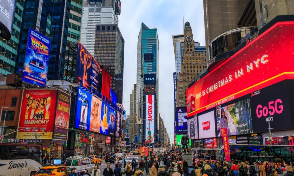 Here Are 12 Things People from New York Do That Seem Insane To Everyone ...