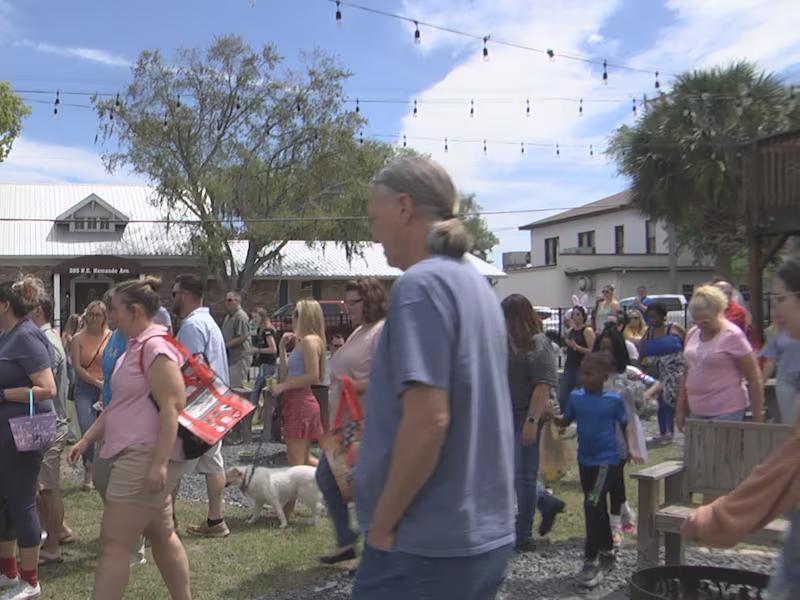 Halpatter Brewing Company hosts adult Easter egg hunt