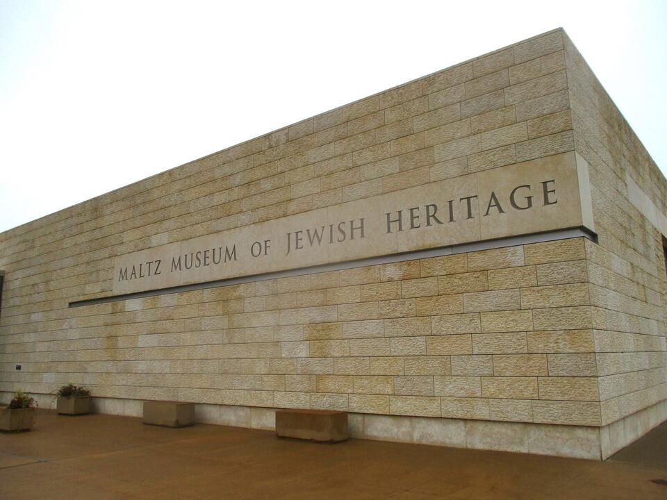 Free admission at Maltz Museum highlights Holocaust survivor's art ...