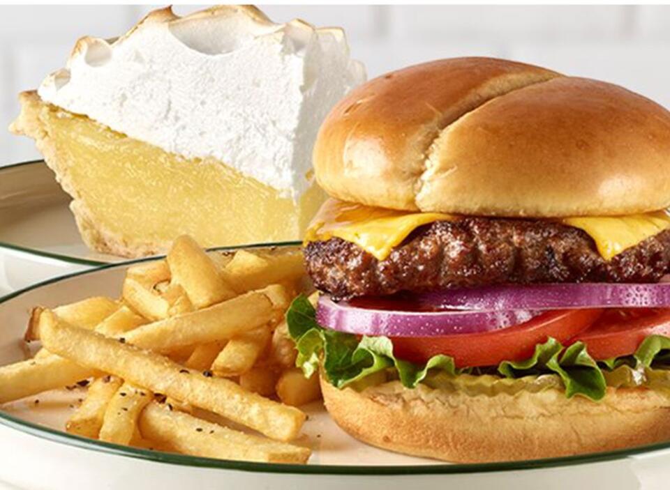 6 Restaurant Chains With the Best Daily Dinner Specials, According to ...