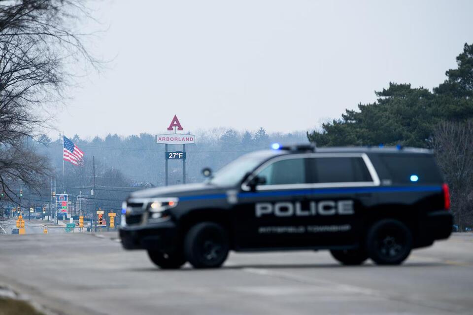 1 dead as car hits pedestrian near Ann Arbor - NewsBreak