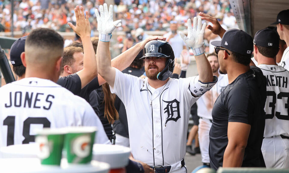Orioles acquire catcher Jake Rogers from Tigers