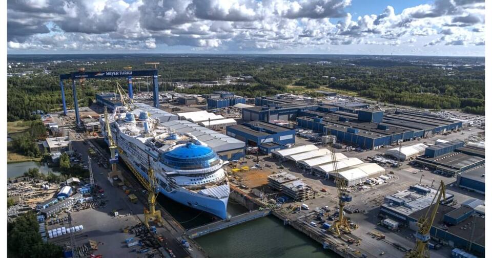 Meyer Turku floats out Hero of the Seas