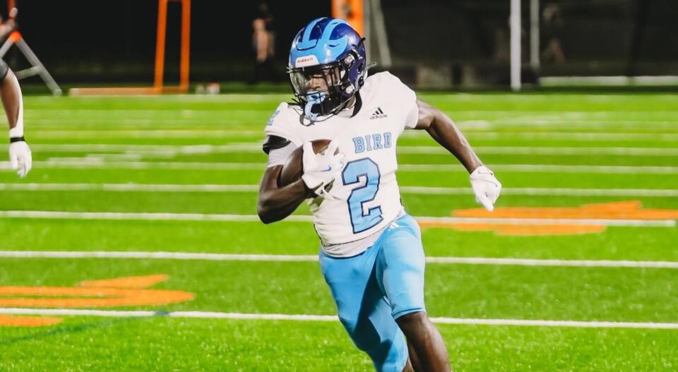 High School Star RB With The Nickname “Jesus In Cleats” And An Even ...