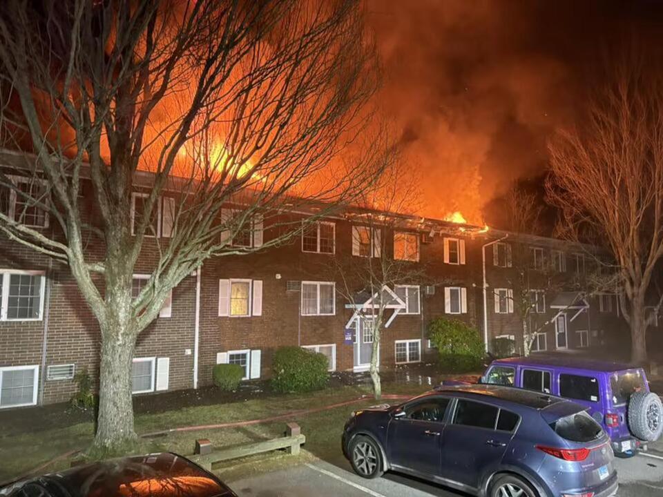 Crews battle overnight blaze at apartment complex - NewsBreak