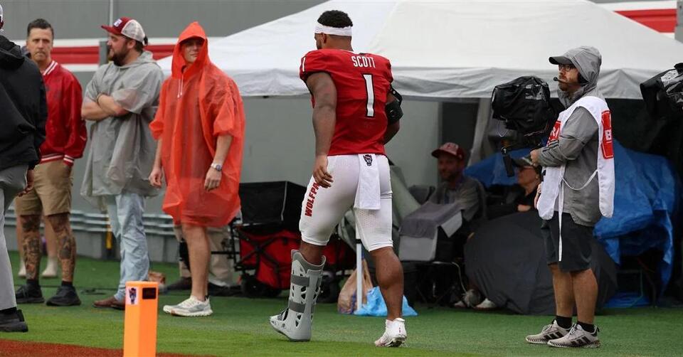 NC State RB Duke Scott leaves Louisville game early due to injury ...