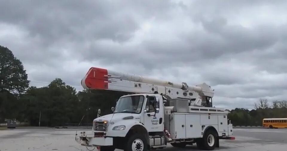 Power restored to Stockbridge customers after crash