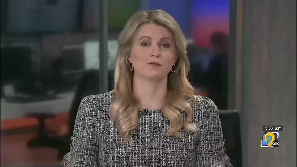 hy-vee-opens-flu-shot-drive-thru-clinics-newsbreak