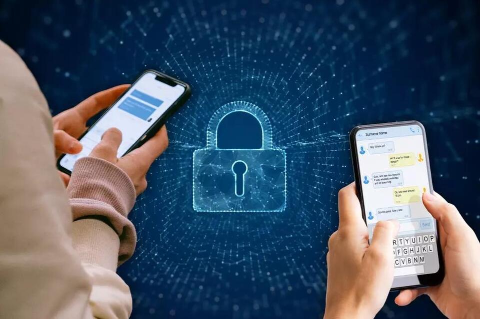 FBI Urges iPhone and Android Users to Stop Sending Texts - NewsBreak