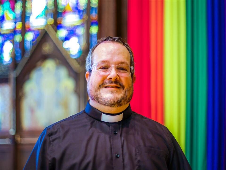 Leading edge: Trinity Episcopal's new rector settles in - NewsBreak