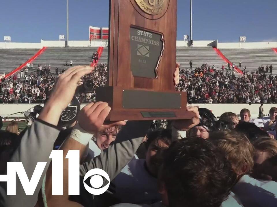 Bigelow claims first football state title with victory over East