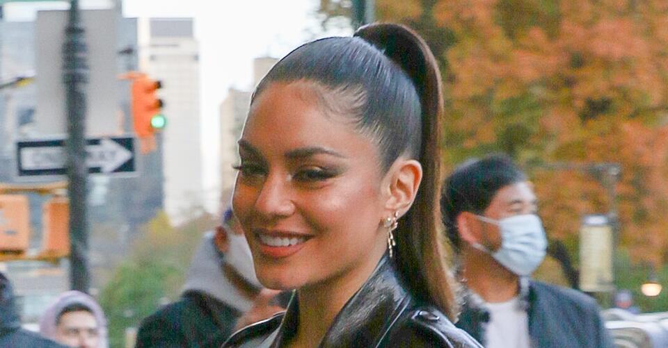 Vanessa Hudgens Takes on the Grand Canyon in Leggings and Breathable Chunky Sneakers – NewsBreak