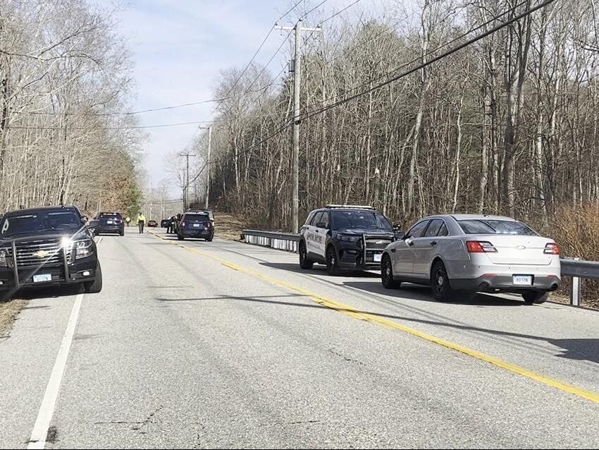 Driver sped through red light, hit police cruiser headon Stonington