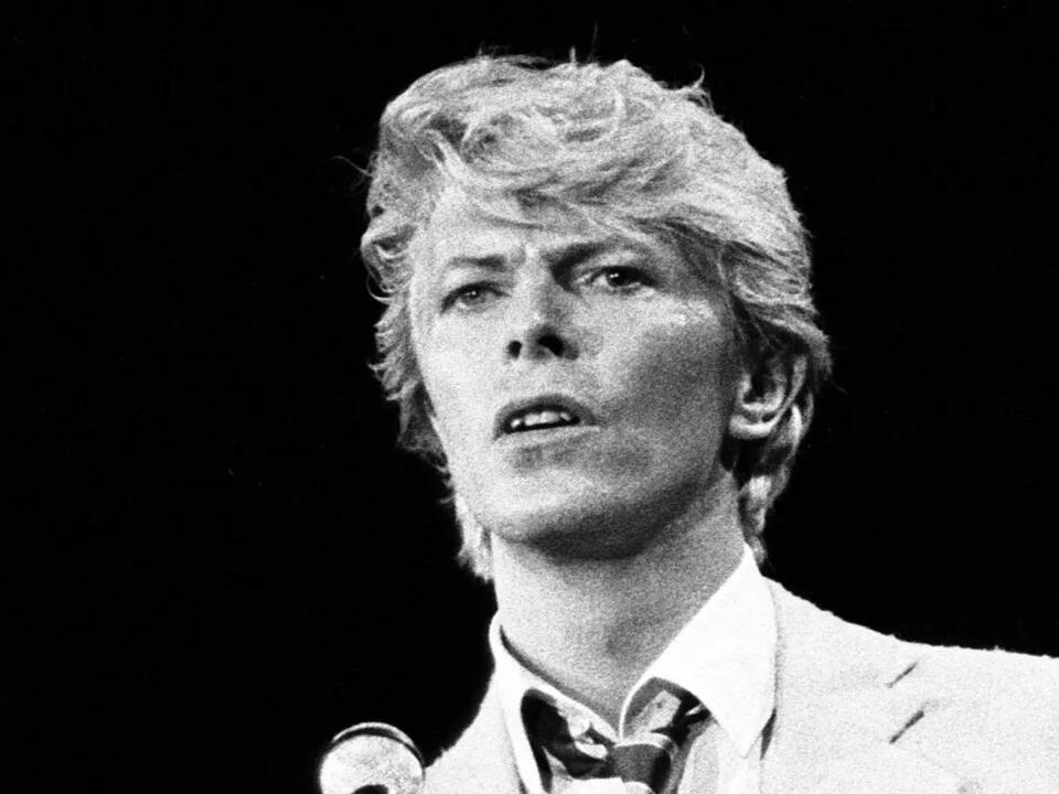 Remember When Axl Rose Allegedly Chased Down David Bowie for Hitting