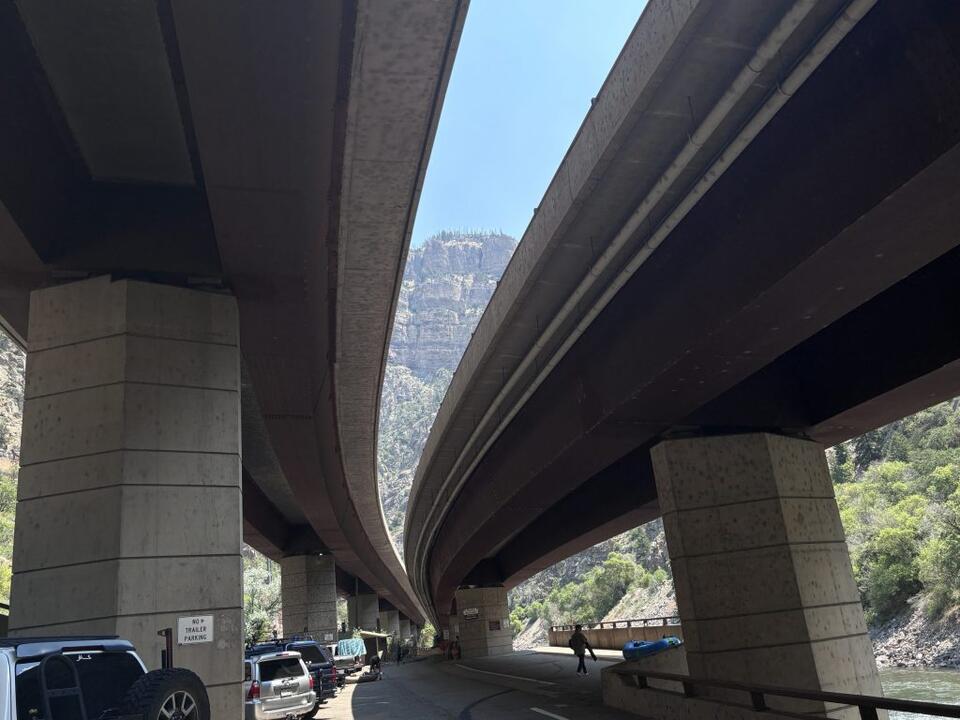 $100 million Glenwood Canyon project on I-70 delayed so as not to ...