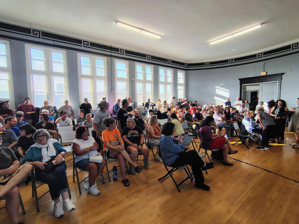Bridgeport residents angry at Amtrak, Justin Ishbia