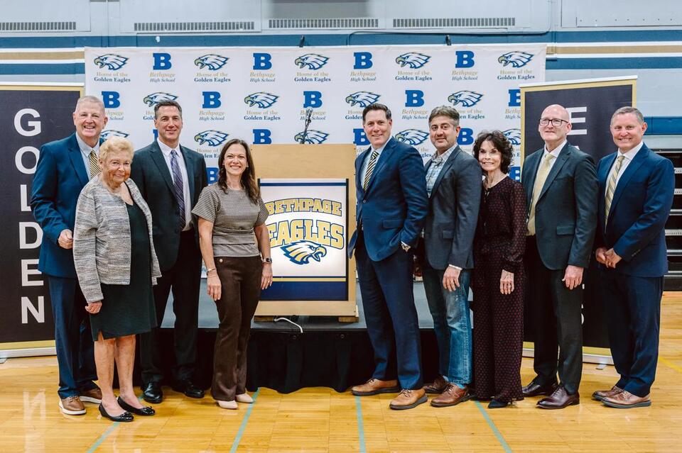 Bethpage High School alumni inducted into Hall of Fame - NewsBreak