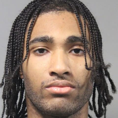 Philadelphia teen, accomplice arrested after police pursuit in stolen ...