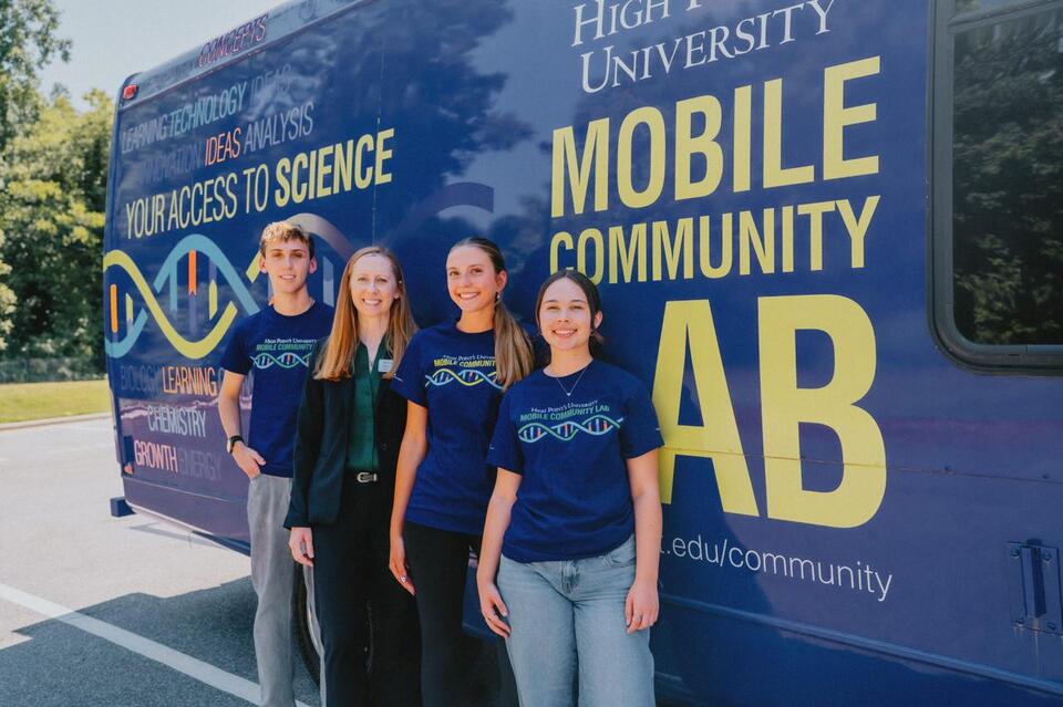 Rolling Into Wonder: HPU’s Mobile Science Lab