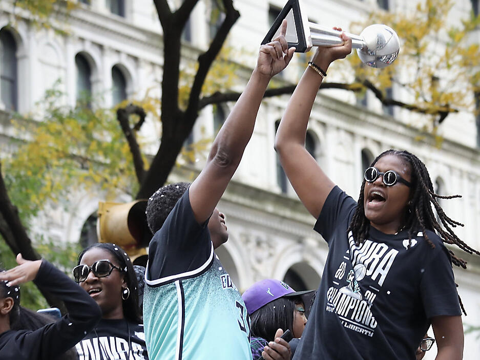 New York Liberty honored with tickertape parade; appeals court upholds